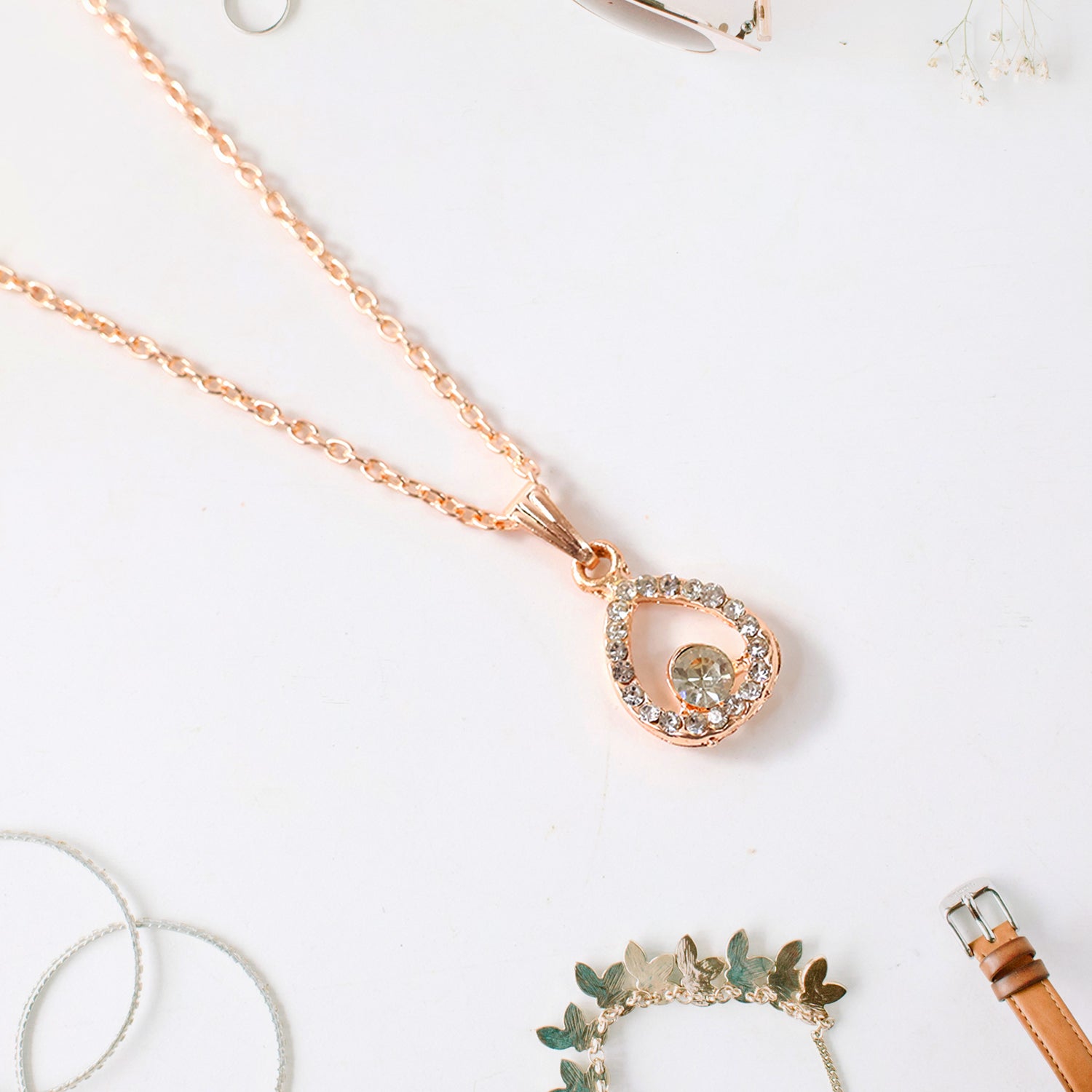 Teardrop Pendant Necklace – Vintage Crystal Rhinestone Jewelry - Image 3
