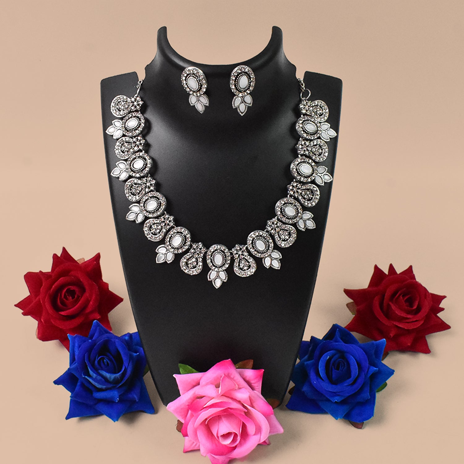 Diamond Necklace Set – Elegant Jewellery for Women | BW - Image 2