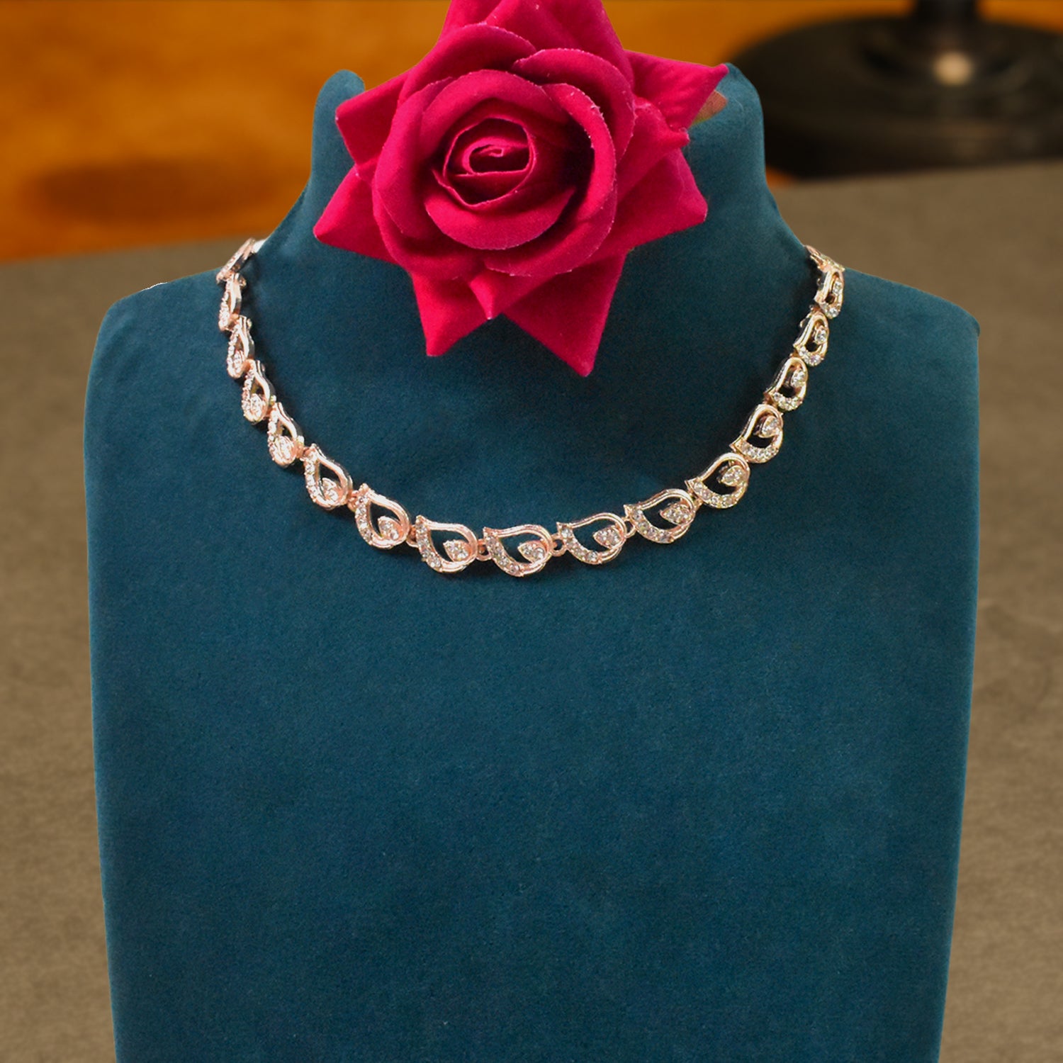 Sparkling Crystal Necklace Set – Elegant Jewellery for Women | BW - Image 3