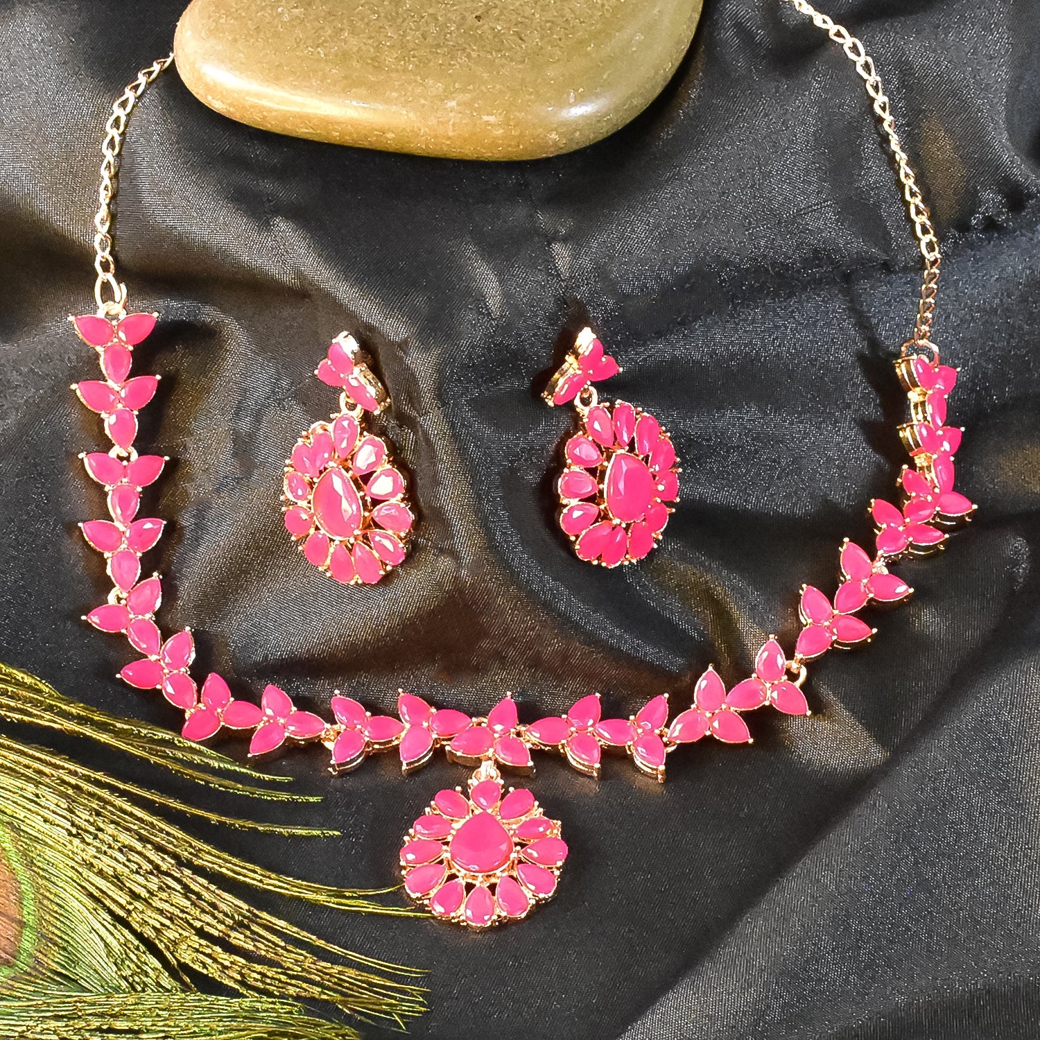 Pink Diamond Necklace Set – Elegant Jewellery for Women | BW - Image 4