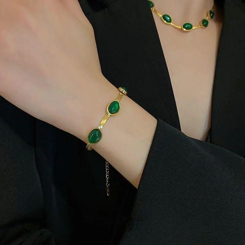 Green Jewellery Set – Crystal Pendant Earrings & Bracelet | BBJ - Image 4