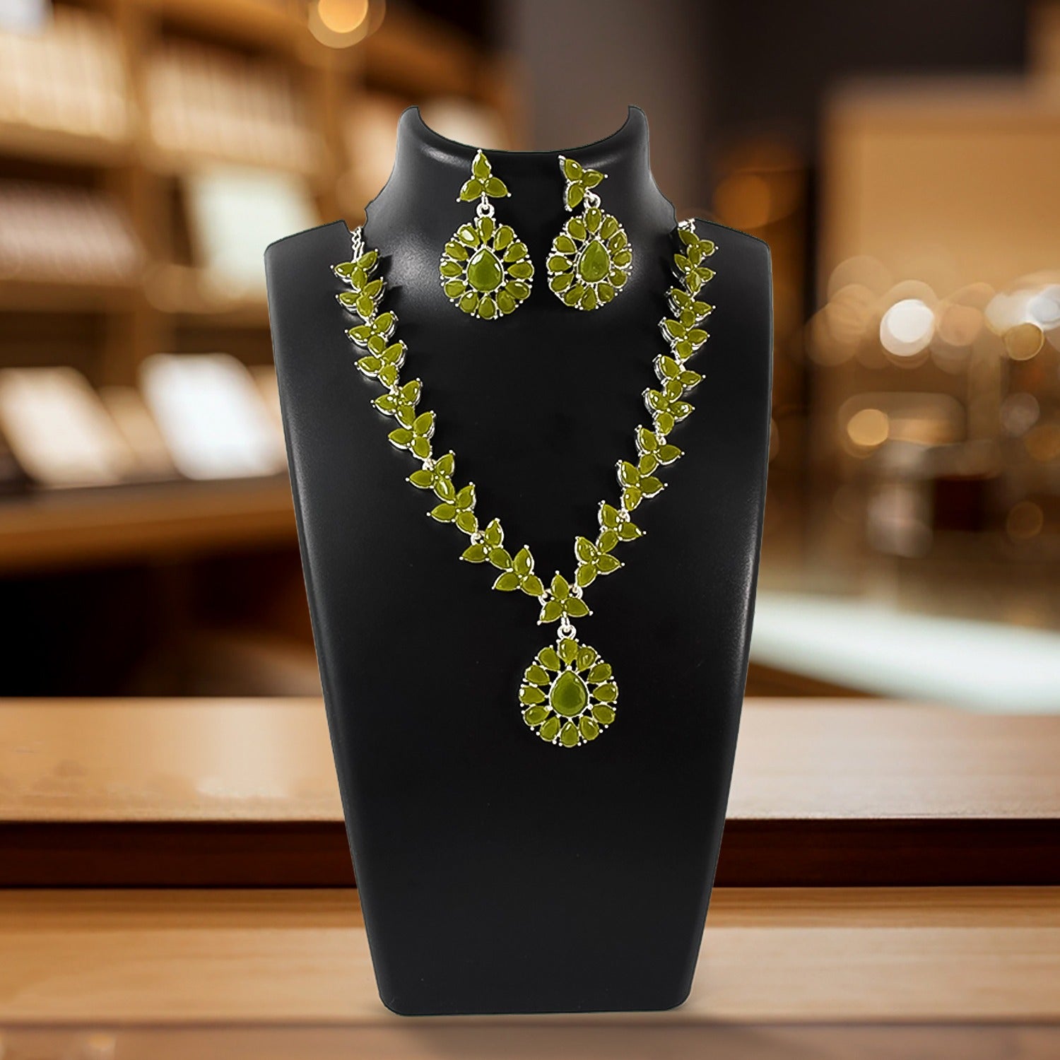 Green Diamond Necklace Set – Elegant Festive Jewellery | BW