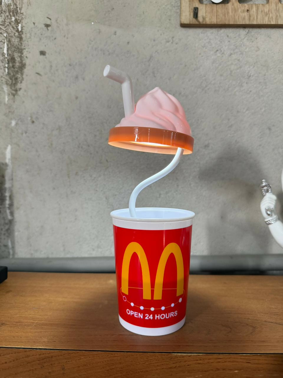 Ice Cream Style LED Desk Lamp with Pen Holder Flexible Study Lamp - Image 4