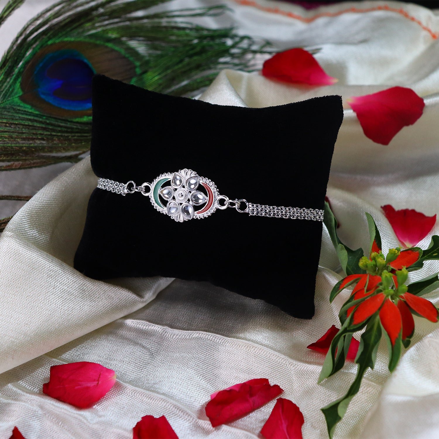 Silver Rakhi – Stylish Tricolor Chain Link Design for Brother - Image 2